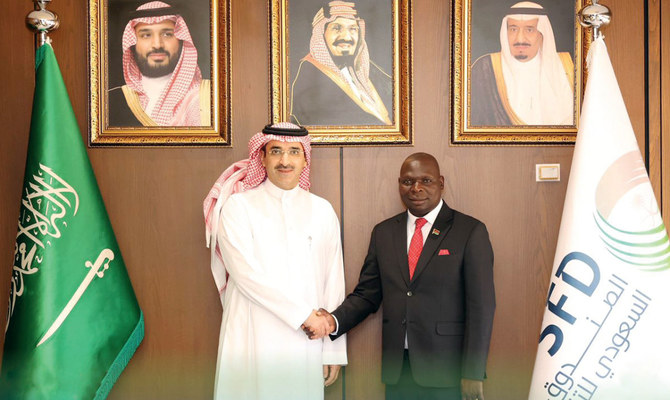 Saudi development fund CEO receives Malawi finance minister