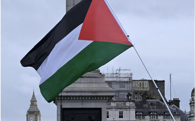 London schoolchildren protest against MP’s abstention from Gaza ceasefire vote