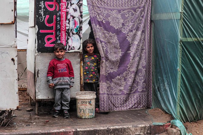 Hunger grips war-torn Gaza as truce talks resume in Cairo