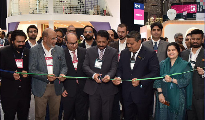 Over 100 Pakistani delegates take part in global tech conference hosted by Qatar