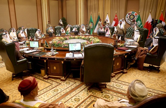 Arab foreign ministers meet in Riyadh to discuss Gaza war
