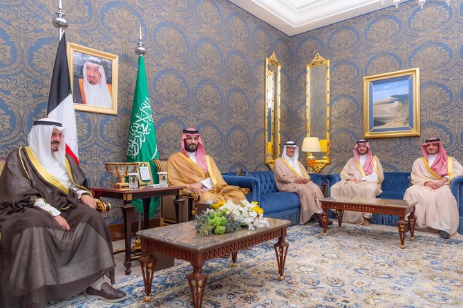 Saudi Arabia’s crown prince meets with Kuwaiti Prime Minister Sheikh Ahmad Abdullah Al-Ahmad Al-Sabah in Manama, Bahrain. (SPA)