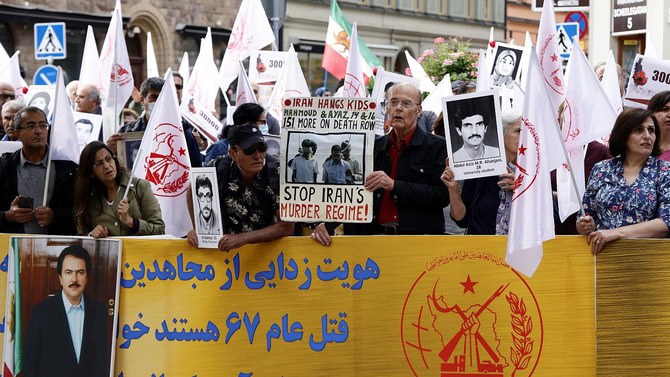 Cracks appear in Iranian regime’s cover-up of its crimes