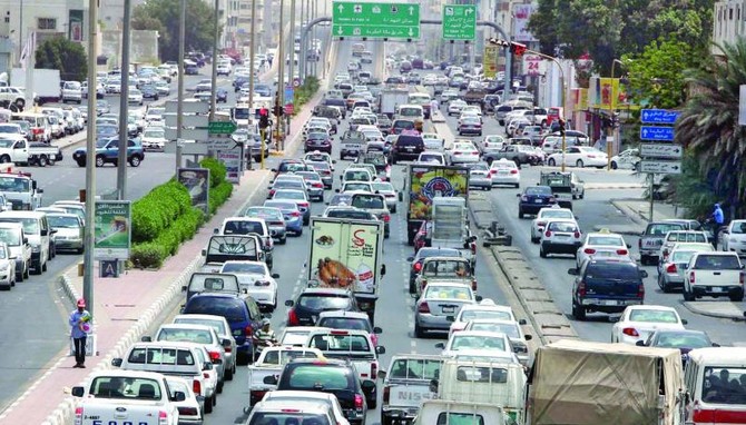 Signal failure causes traffic jam in Jeddah streets