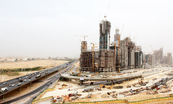 Construction, wholesale and retail sectors show fastest growth in Q2