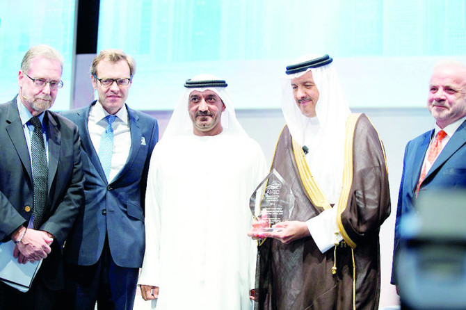 Arab leadership award goes to Prince Sultan bin Salman