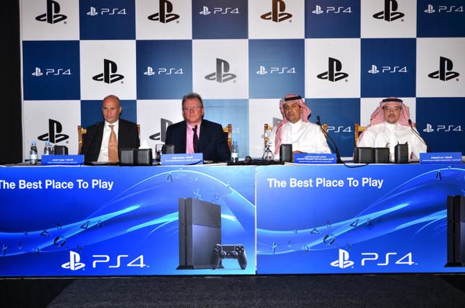 PlayStation Arabia brings 'Play Has No Limits' to life with the PS5 unboxing  on the Burj Al Arab Helipad｜Arab News Japan