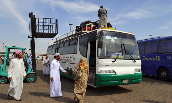 Haj officials worried as Saudis spurn bus driver jobs