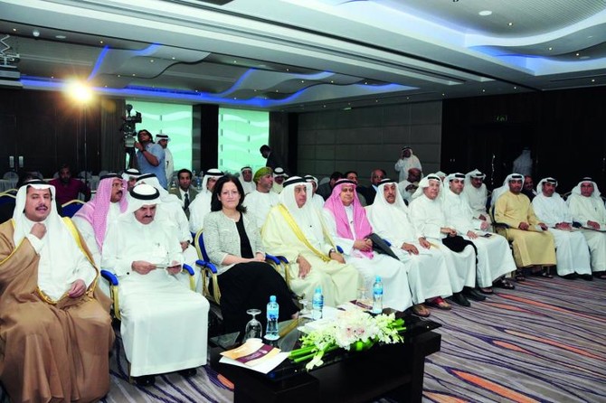 Gulf media urged to defend GCC