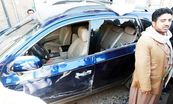 Car bombing, killing mar Yemen talks