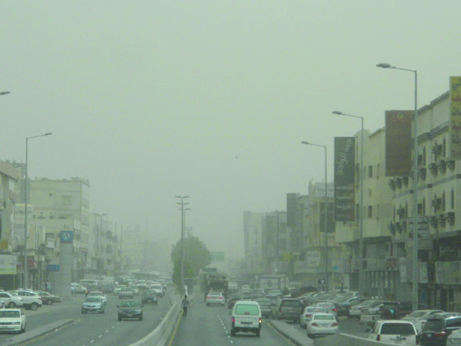 Dust storm blankets Jeddah
