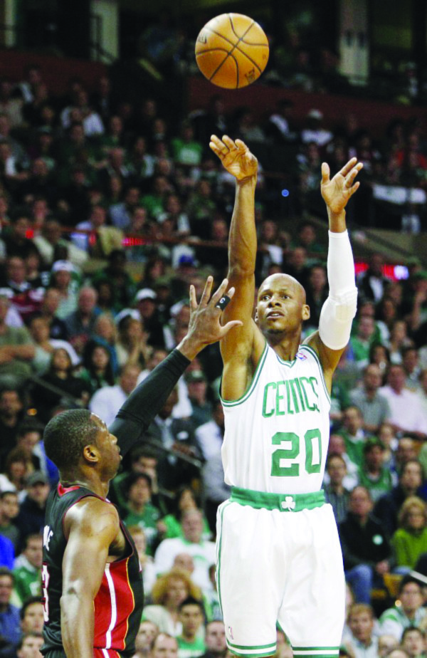 Ray Allen accepts offer from Heat