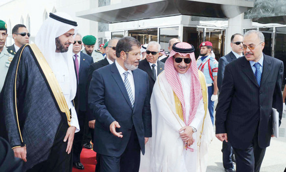 Mursi vows to protect Saudi investments