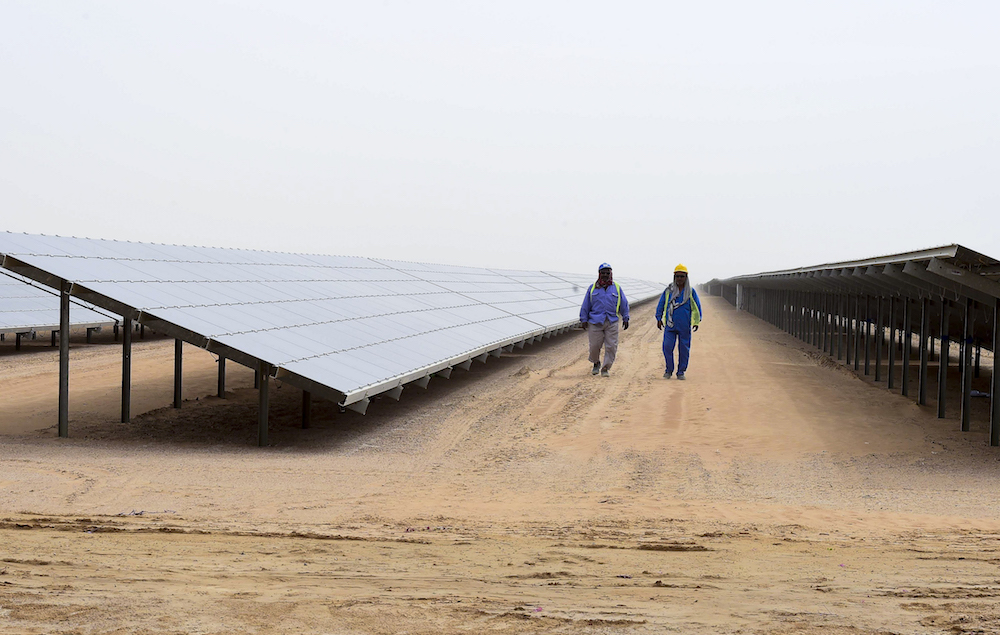 SLE ارض الطاقة الشمسية • كيف تساعد الطاقة الشمسية في انتقال الطاقة في المملكة العربية السعودية