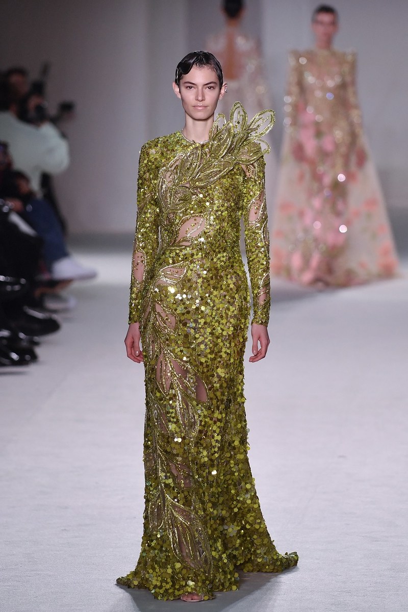 Elie Saab shimmers at Paris spring couture show — Naharnet